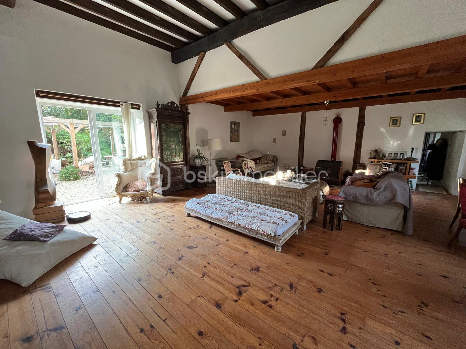 Corps de ferme de 192 m² 4